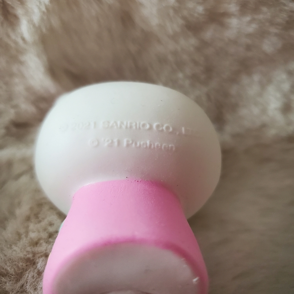 Hello Kitty Mini Squishies - Picture 3 of 6